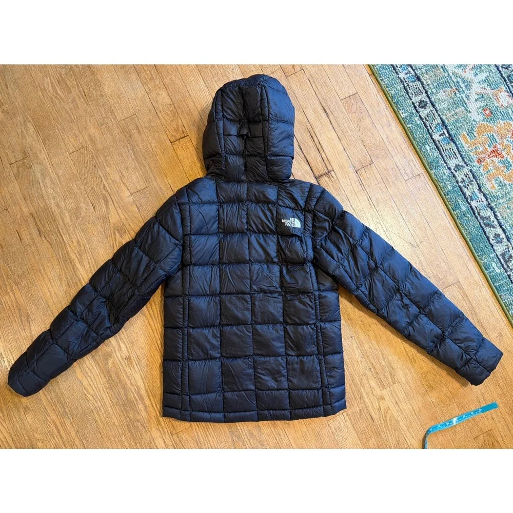 The North Face Mens ThermoBall Eco Hoodie Black Puffer Jacket Small FLAW